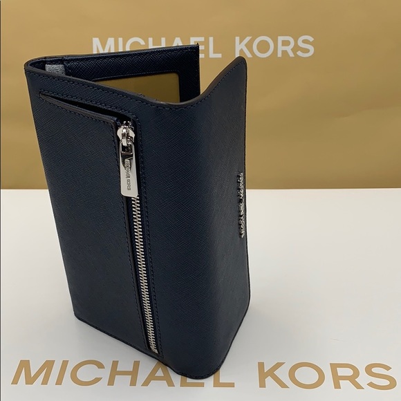 Michael Kors Jet Set Travel Lg Trifold Wallet - Picture 10 of 16